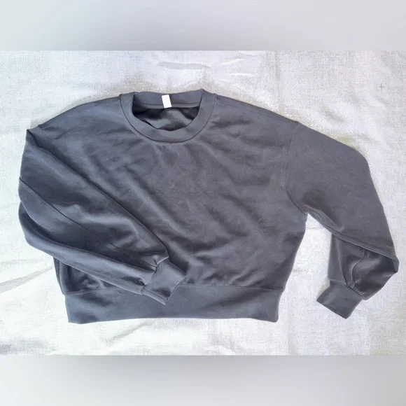 Lululemon Black Cropped Sweatshirt - Picture 1 of 4